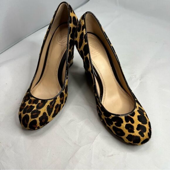 Tory Burch Astoria leopard Print Calf Hair Wedge Heels - Picture 5 of 16
